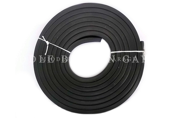 DOOR SEAL 600D ONE SIDE	